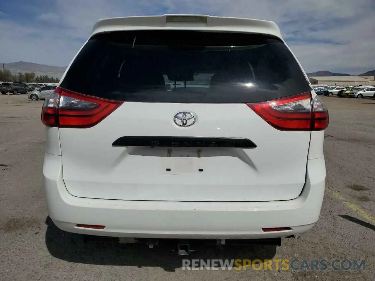 6 Photograph of a damaged car 5TDZZ3DC7LS029435 TOYOTA SIENNA 2020