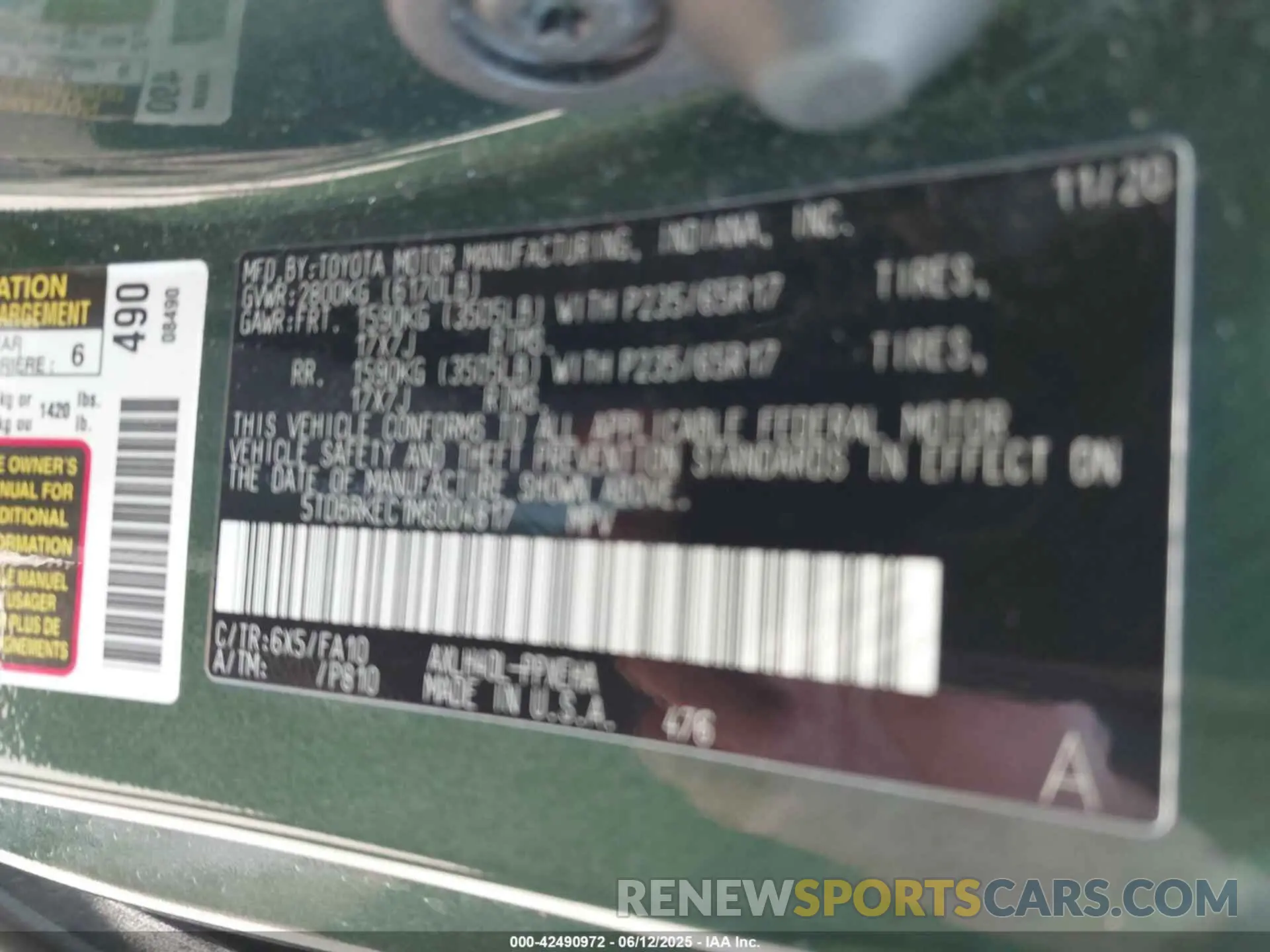 9 Photograph of a damaged car 5TDBRKEC1MS004817 TOYOTA SIENNA 2021
