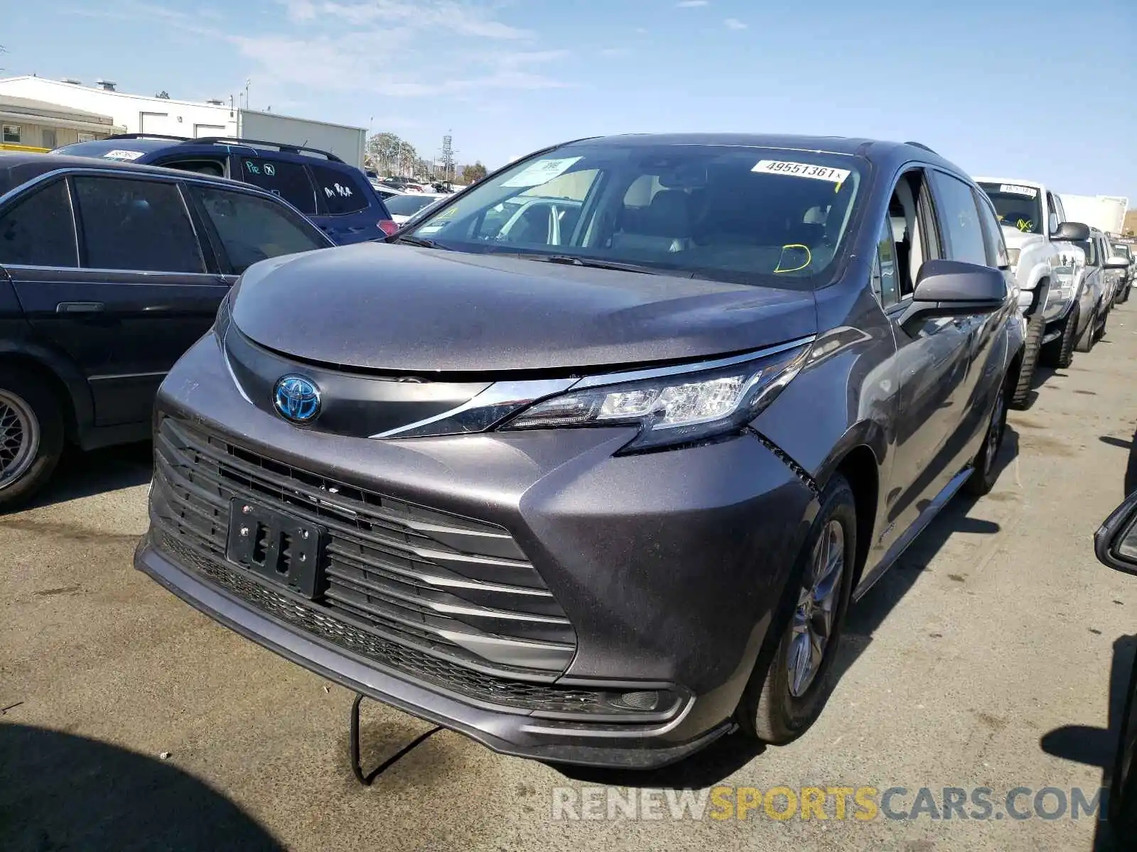 2 Photograph of a damaged car 5TDBRKEC8MS039760 TOYOTA SIENNA 2021