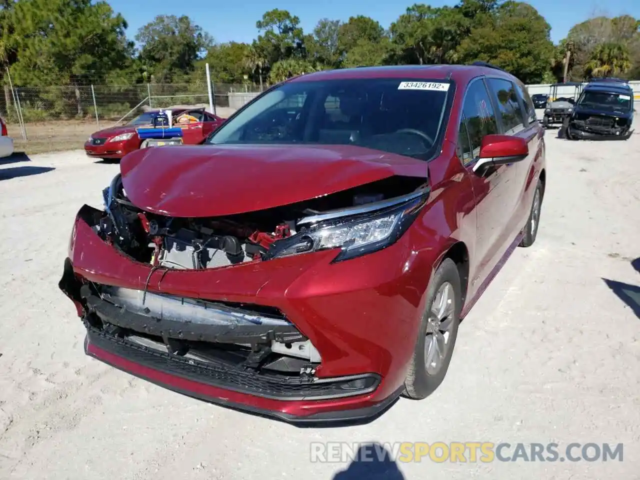 2 Photograph of a damaged car 5TDBSKFC7MS023391 TOYOTA SIENNA 2021