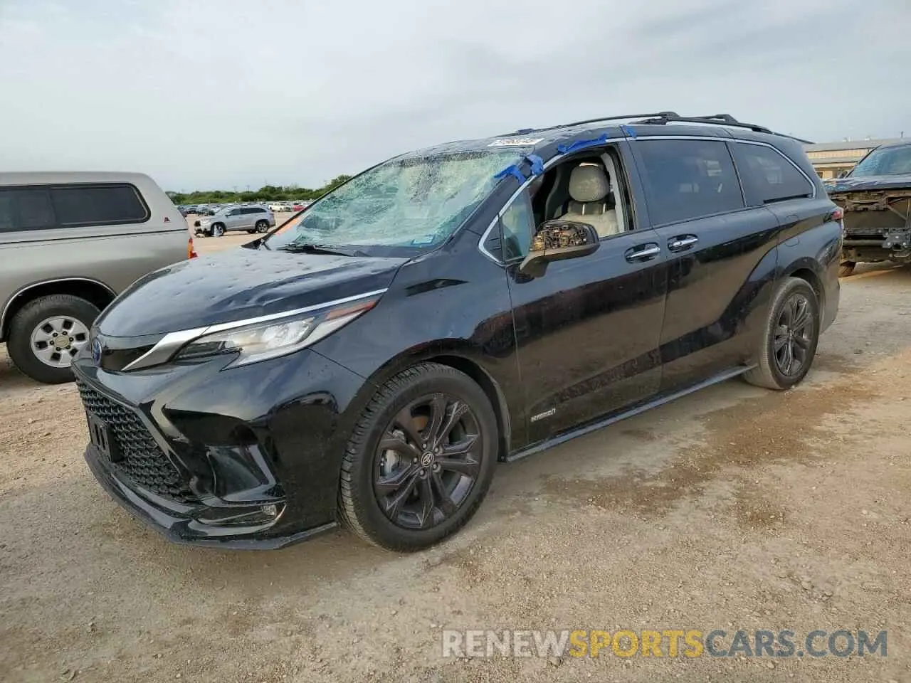 1 Photograph of a damaged car 5TDDRKEC0MS002338 TOYOTA SIENNA 2021