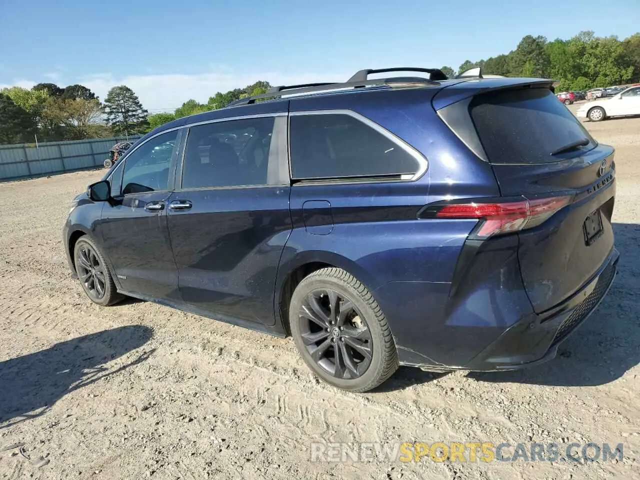2 Photograph of a damaged car 5TDDRKEC0MS020631 TOYOTA SIENNA 2021