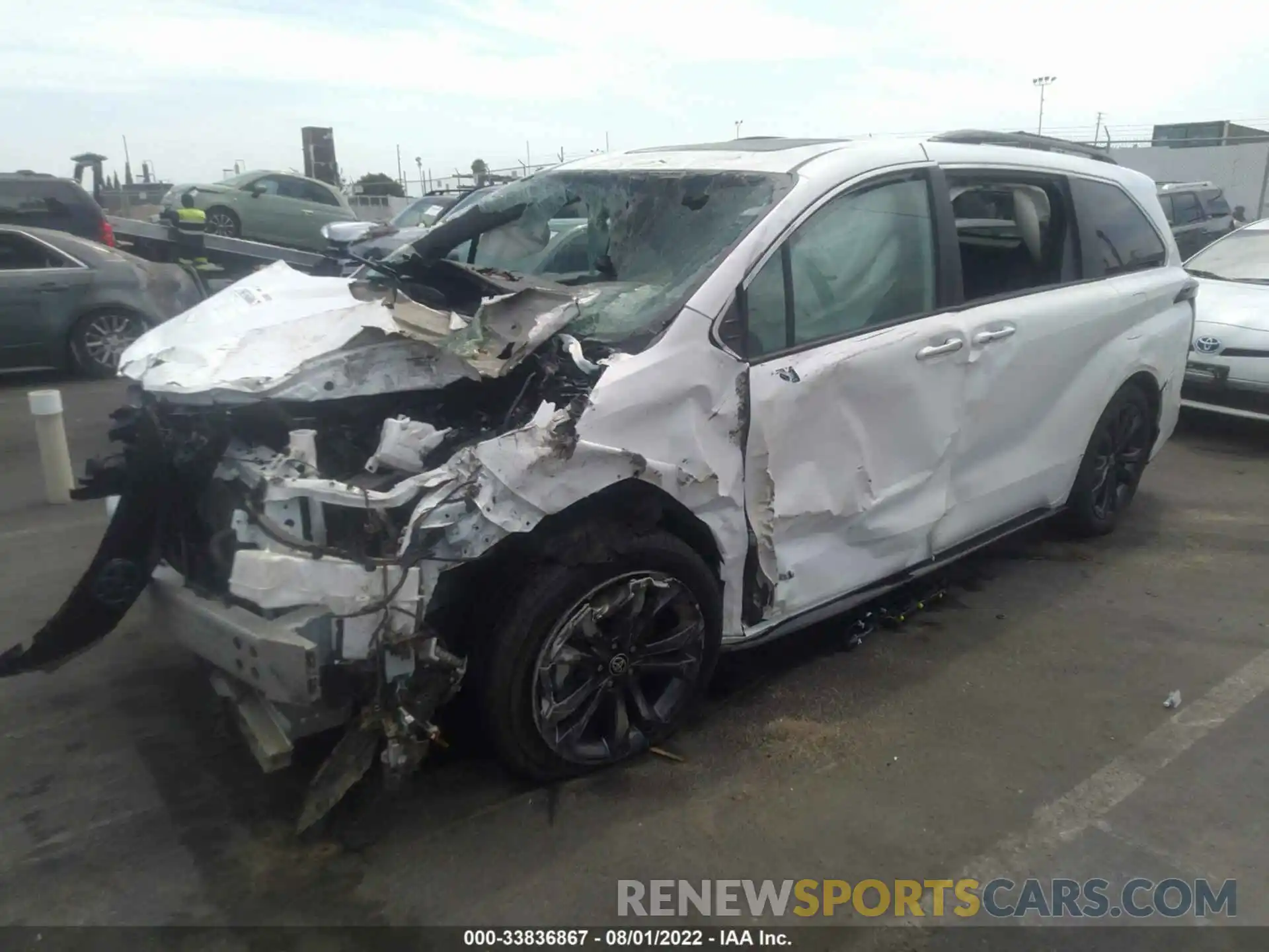 2 Photograph of a damaged car 5TDDRKEC2MS014989 TOYOTA SIENNA 2021