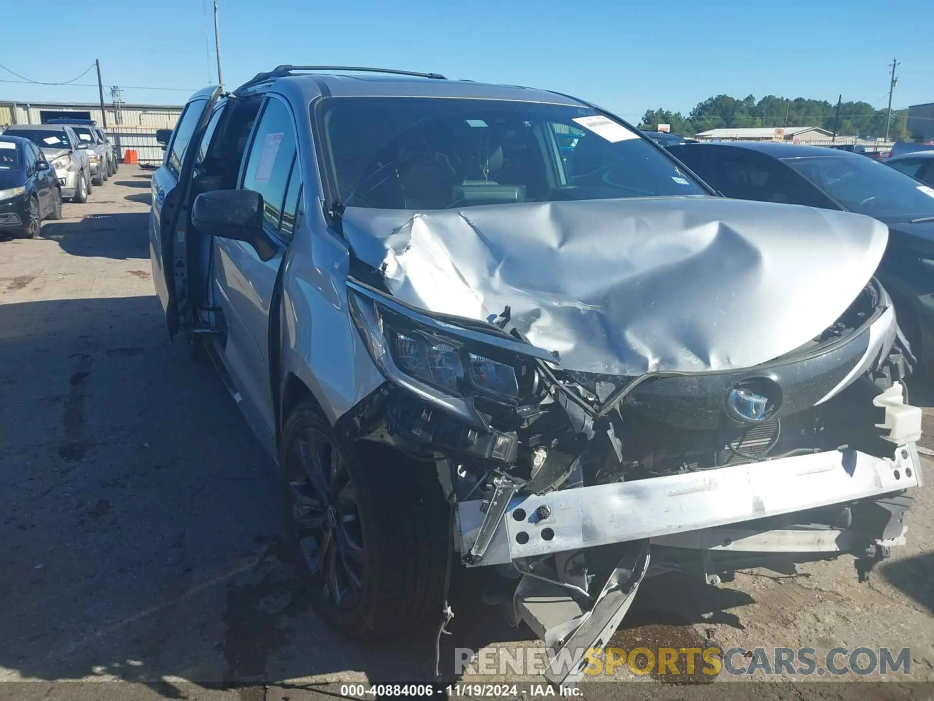 1 Photograph of a damaged car 5TDDRKEC4MS050568 TOYOTA SIENNA 2021