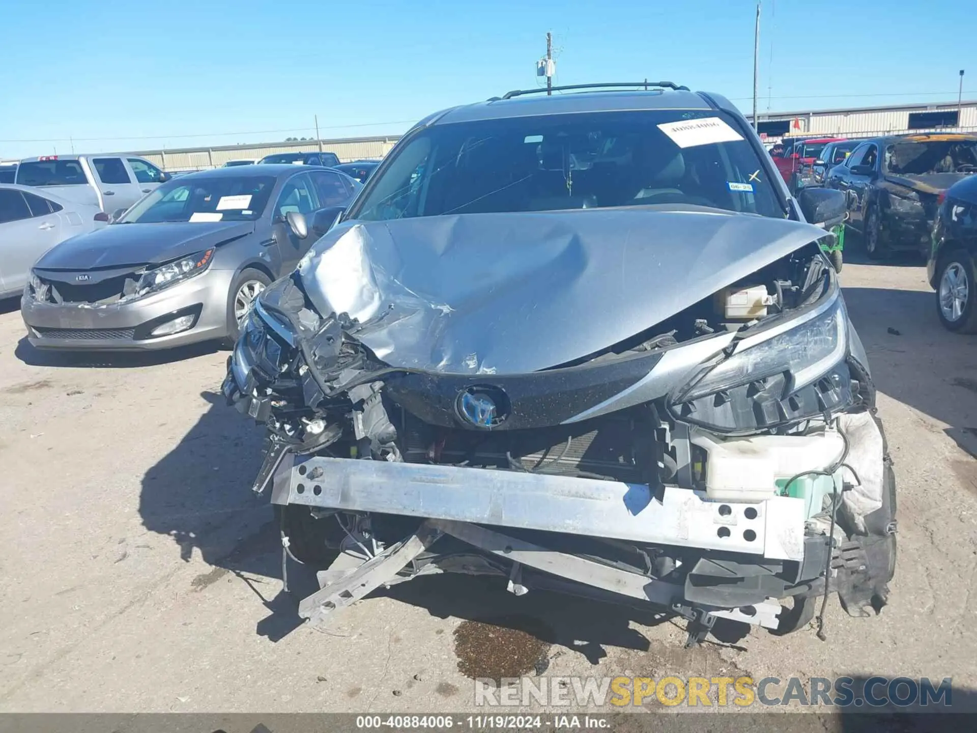 12 Photograph of a damaged car 5TDDRKEC4MS050568 TOYOTA SIENNA 2021