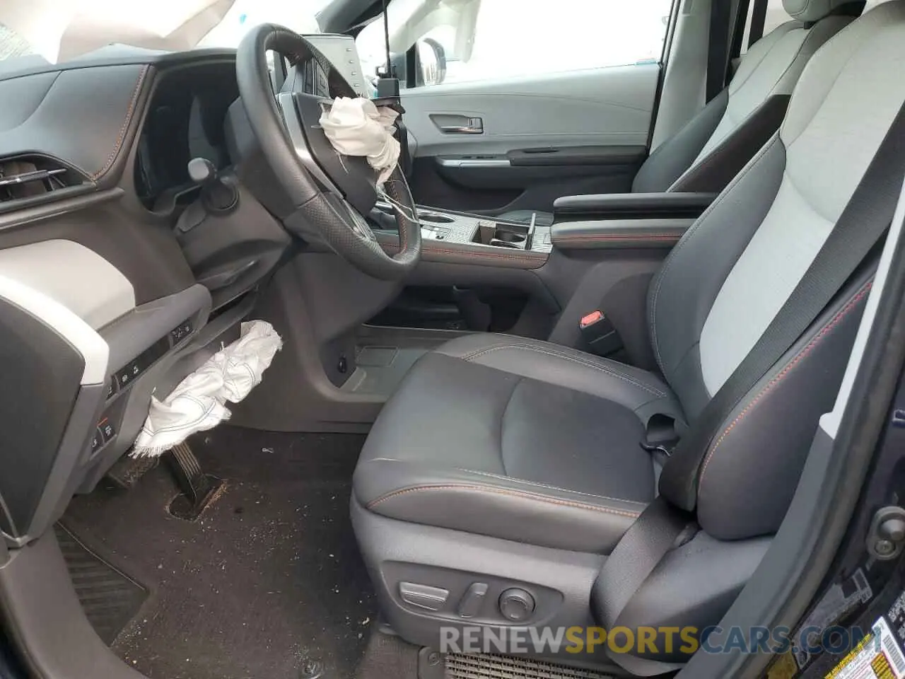 7 Photograph of a damaged car 5TDDSKFC0MS031311 TOYOTA SIENNA 2021