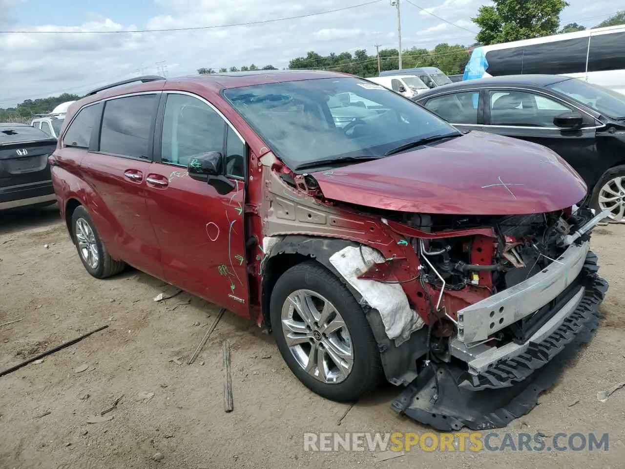 4 Photograph of a damaged car 5TDDSKFC6MS012570 TOYOTA SIENNA 2021