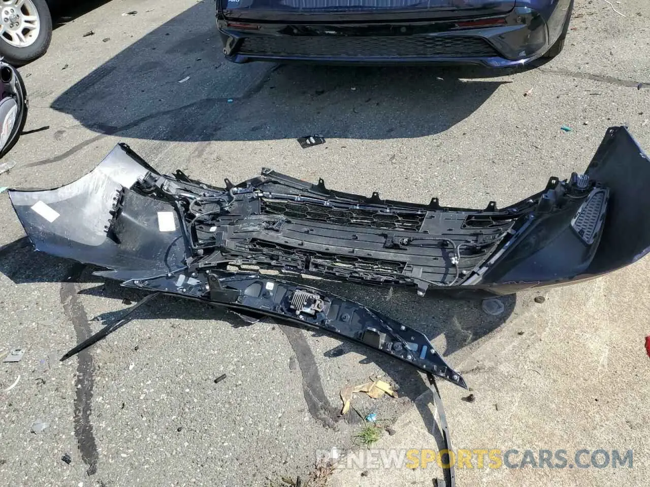 13 Photograph of a damaged car 5TDDSKFC8MS014398 TOYOTA SIENNA 2021