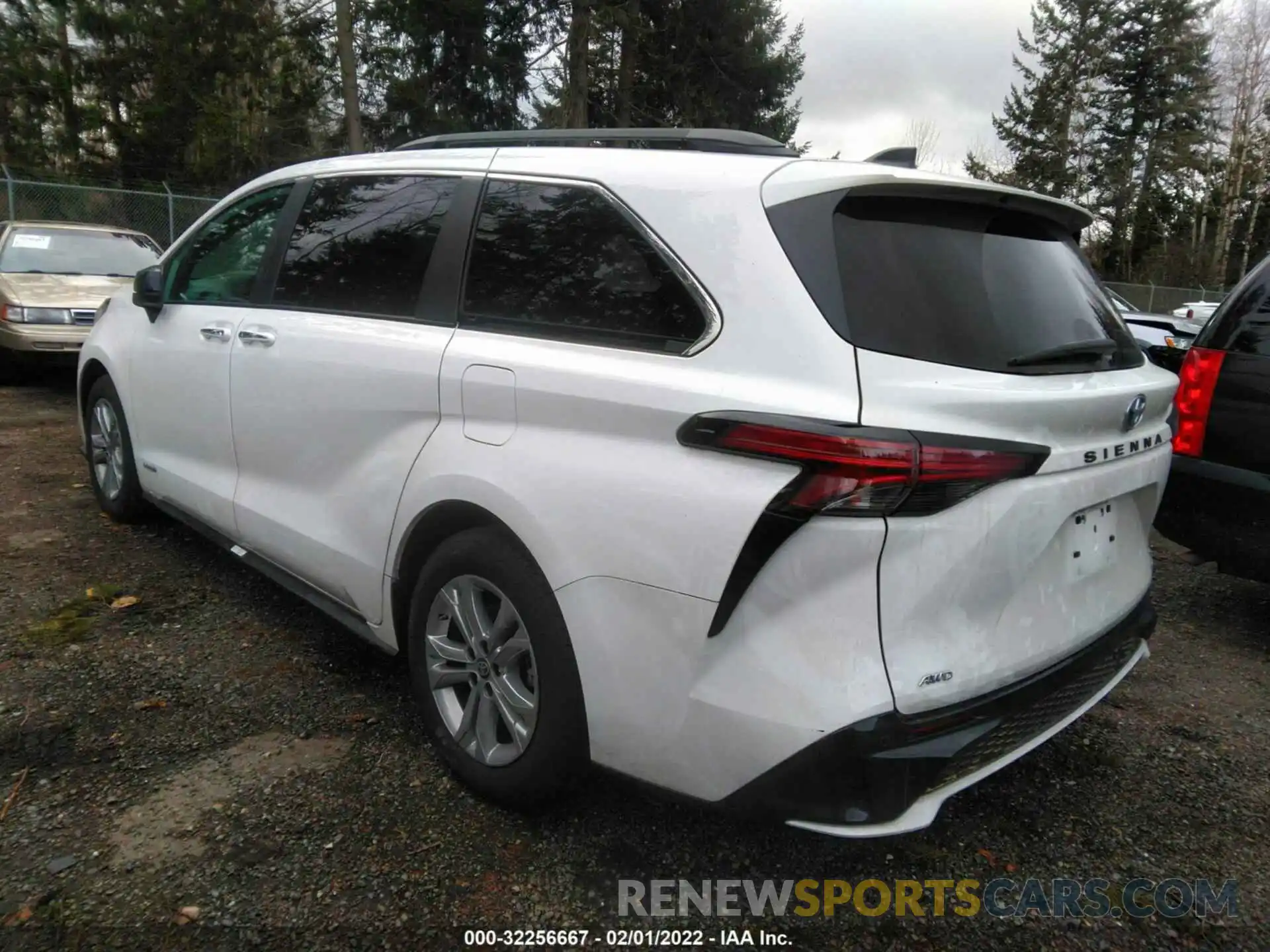 3 Photograph of a damaged car 5TDDSKFCXMS005248 TOYOTA SIENNA 2021