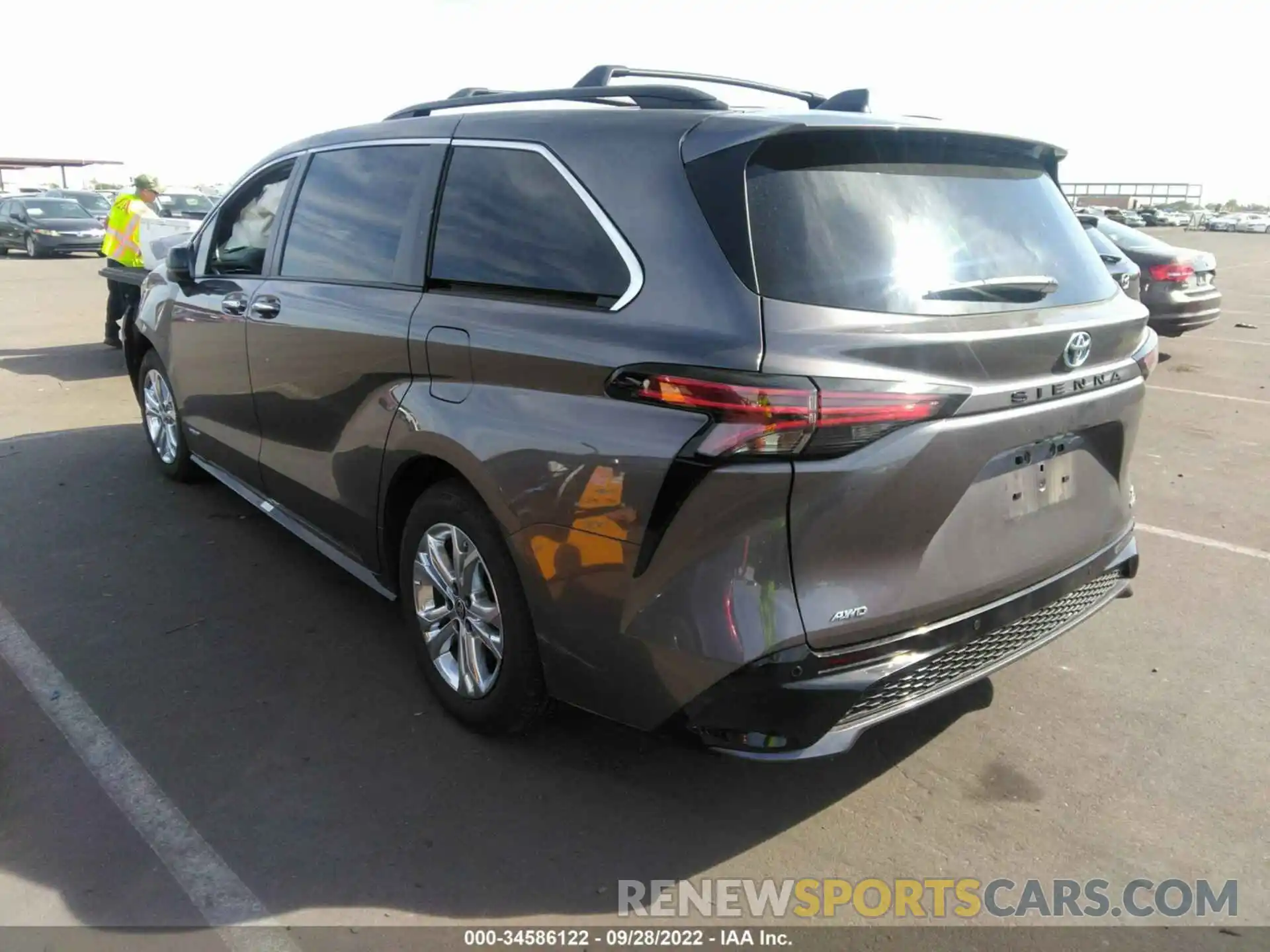 3 Photograph of a damaged car 5TDDSKFCXMS025306 TOYOTA SIENNA 2021