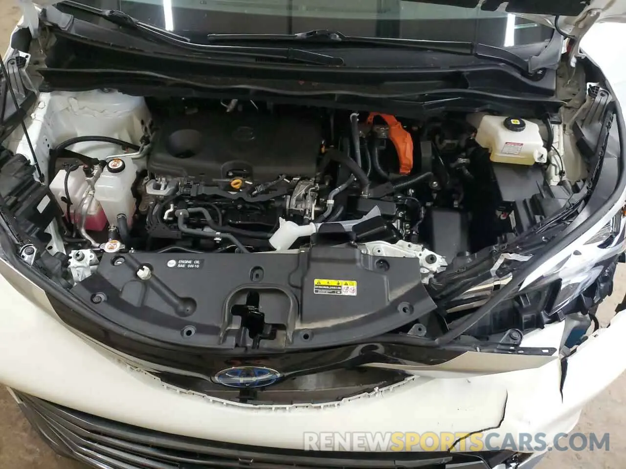 12 Photograph of a damaged car 5TDESKFC0MS026226 TOYOTA SIENNA 2021