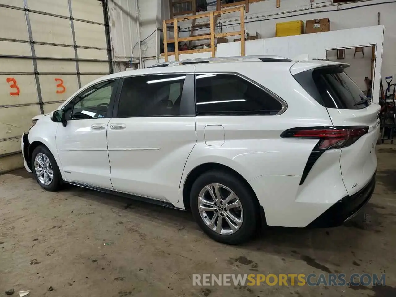 2 Photograph of a damaged car 5TDESKFC0MS026226 TOYOTA SIENNA 2021