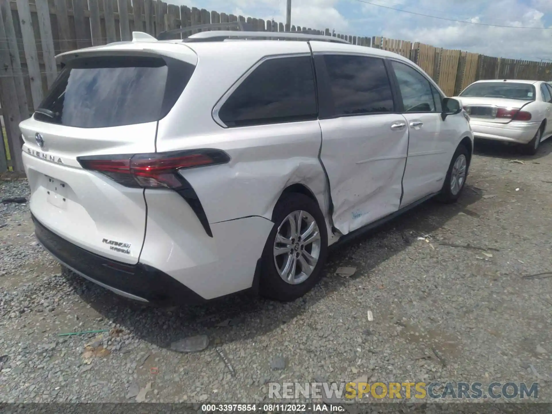 4 Photograph of a damaged car 5TDESKFC1MS033198 TOYOTA SIENNA 2021