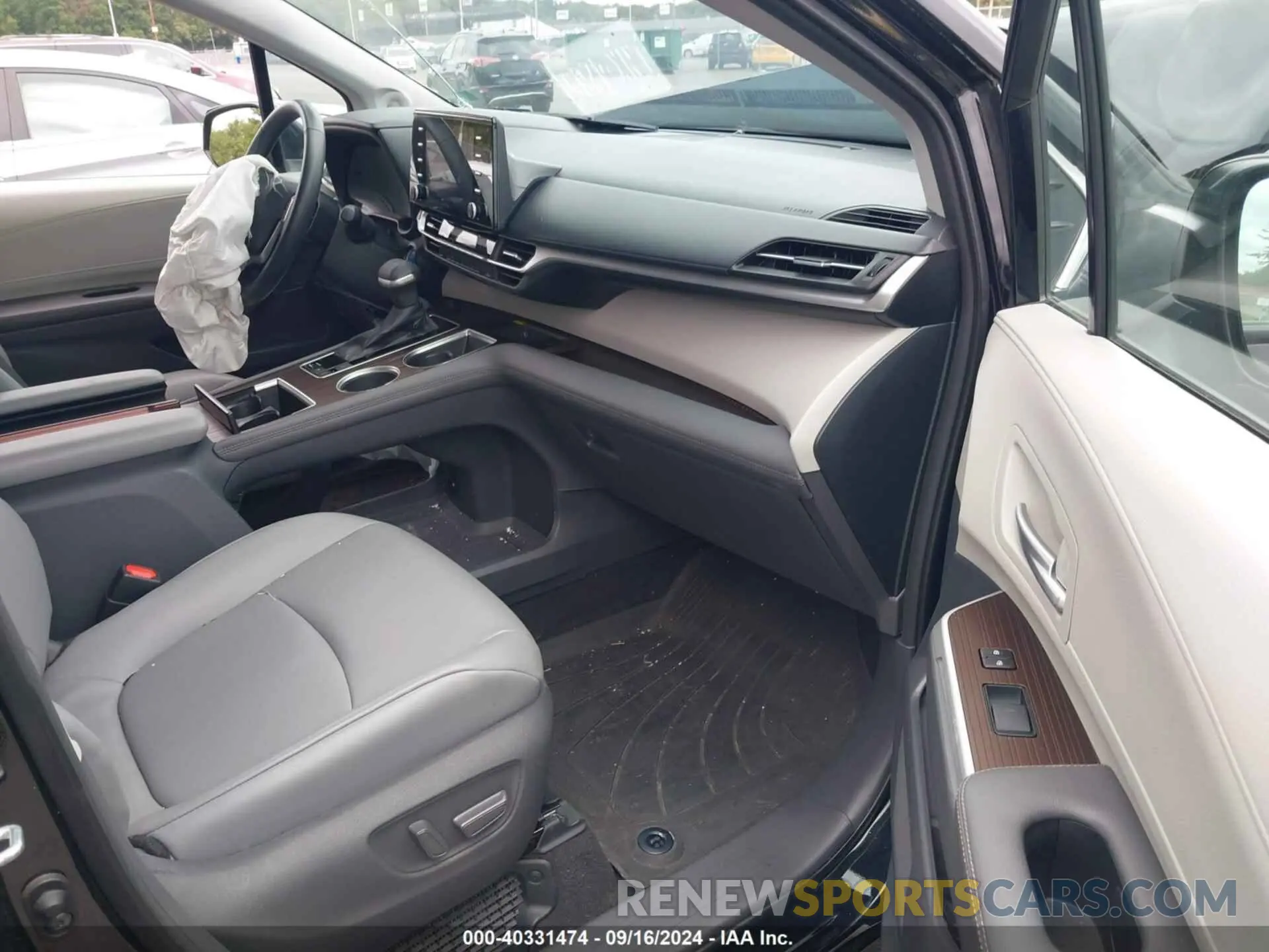5 Photograph of a damaged car 5TDJRKEC3MS017287 TOYOTA SIENNA 2021