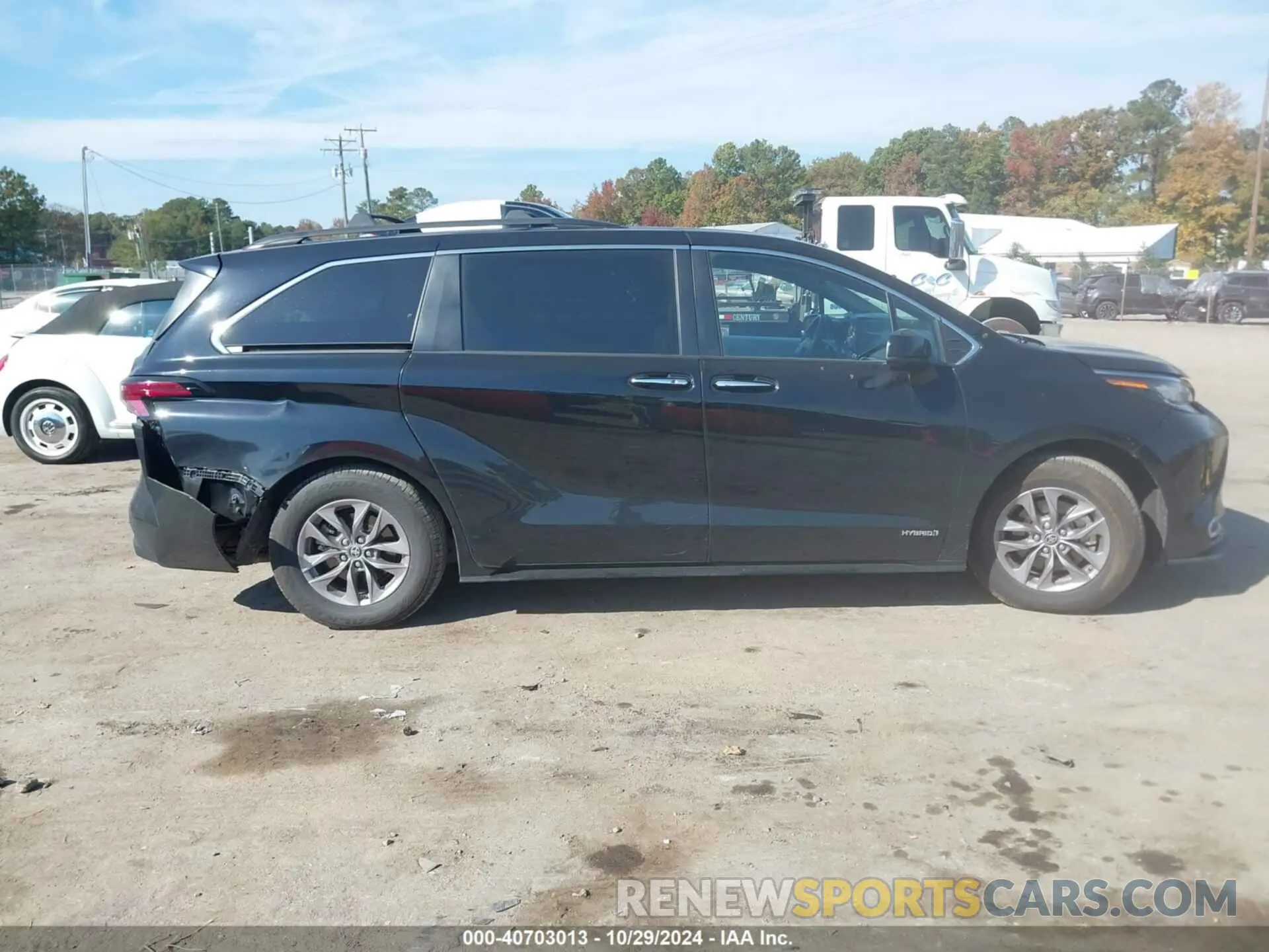 13 Photograph of a damaged car 5TDJSKFC1MS024418 TOYOTA SIENNA 2021
