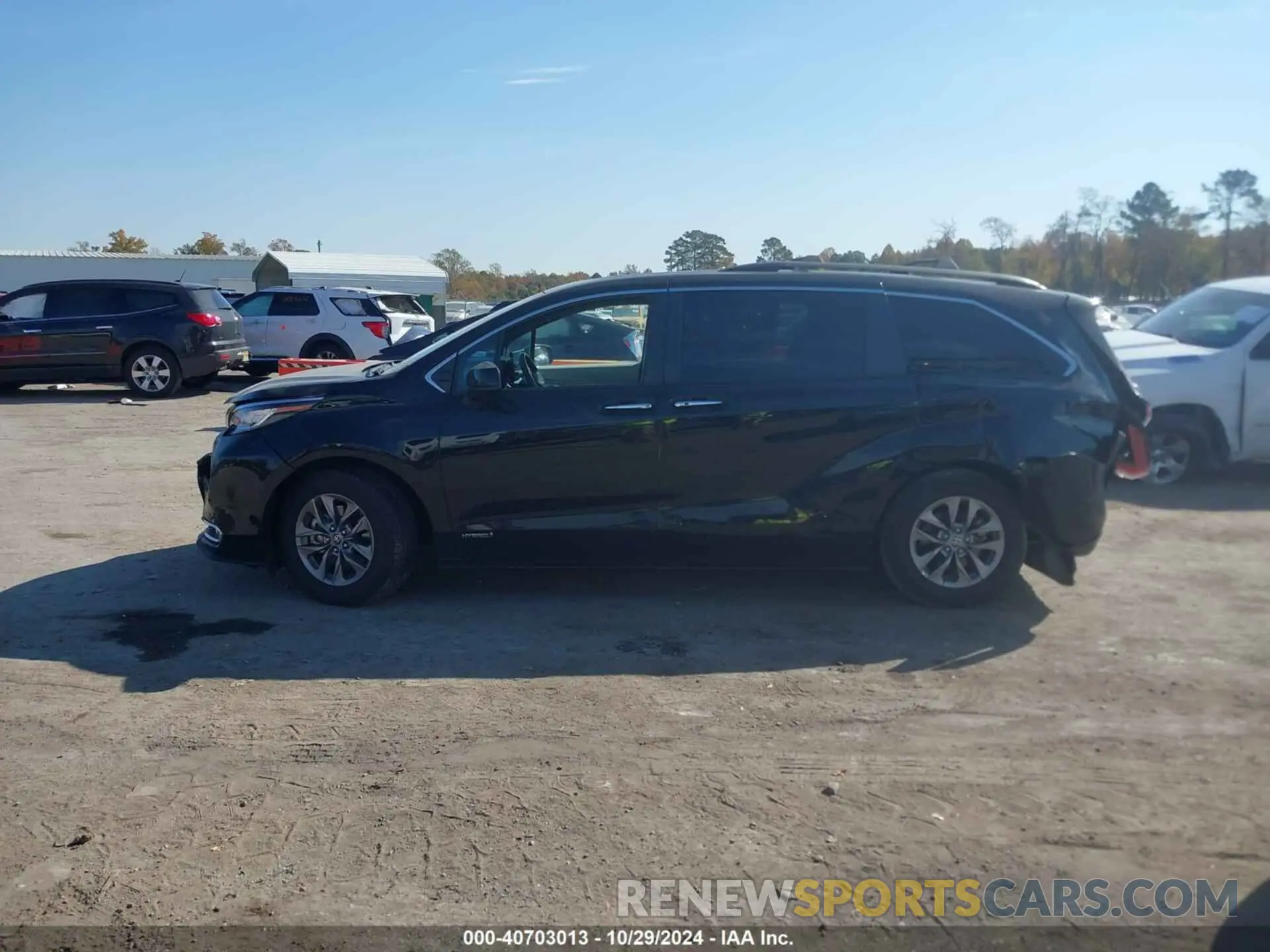 14 Photograph of a damaged car 5TDJSKFC1MS024418 TOYOTA SIENNA 2021