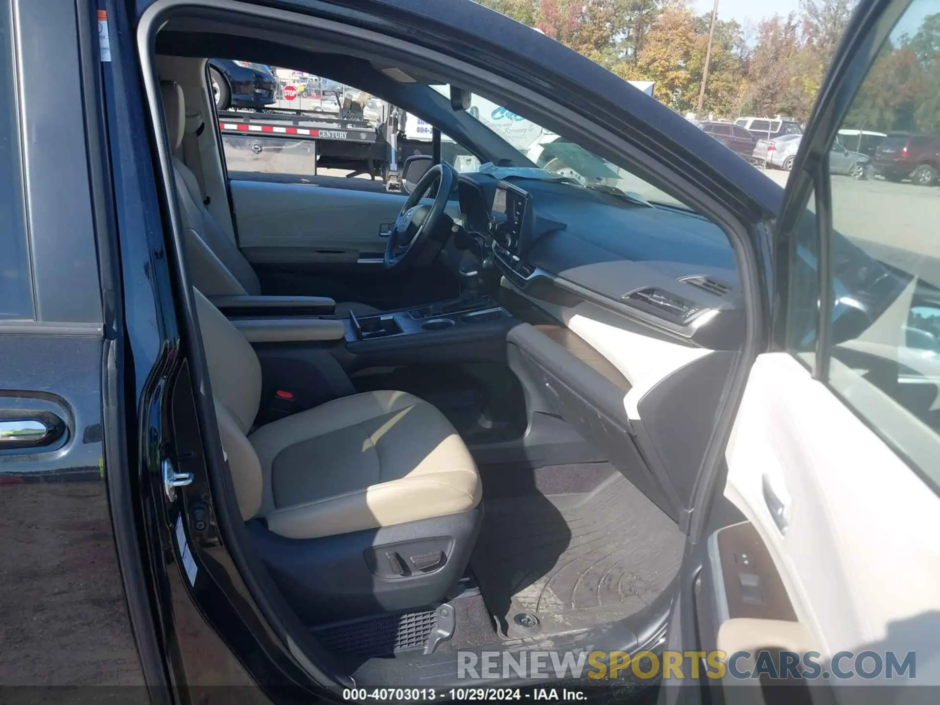 5 Photograph of a damaged car 5TDJSKFC1MS024418 TOYOTA SIENNA 2021