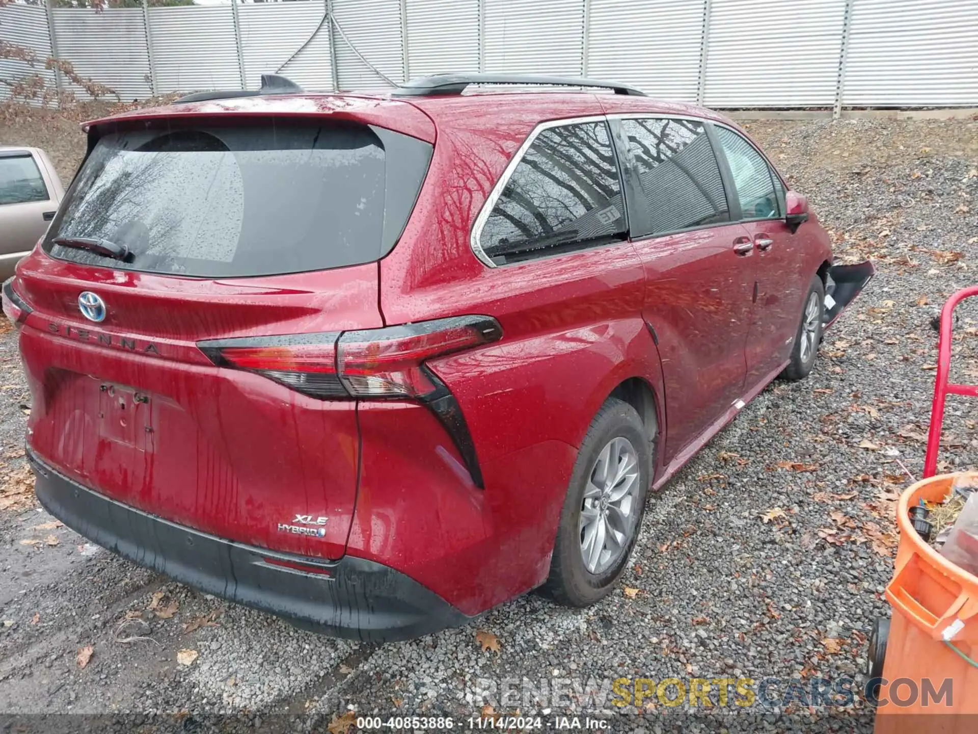 4 Photograph of a damaged car 5TDJSKFCXMS014664 TOYOTA SIENNA 2021