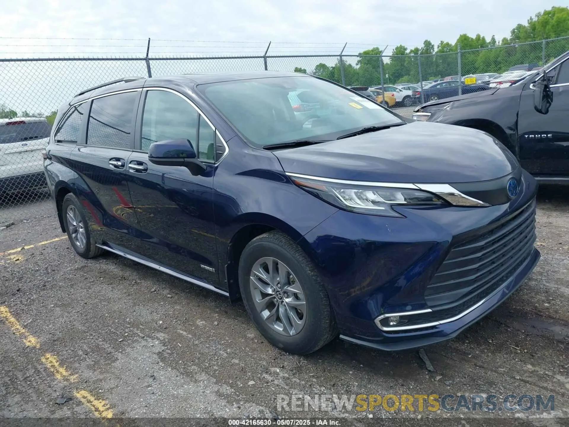 1 Photograph of a damaged car 5TDJSKFCXMS024627 TOYOTA SIENNA 2021