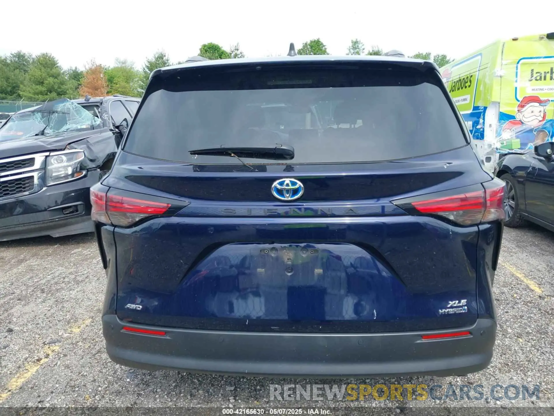 16 Photograph of a damaged car 5TDJSKFCXMS024627 TOYOTA SIENNA 2021
