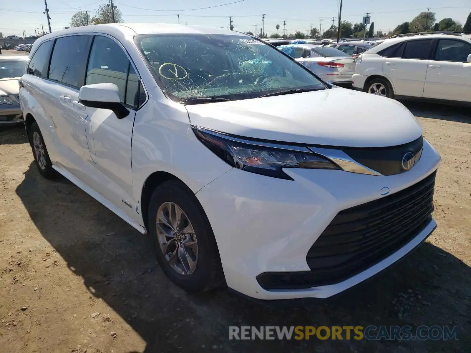 1 Photograph of a damaged car 5TDKRKEC0MS044998 TOYOTA SIENNA 2021