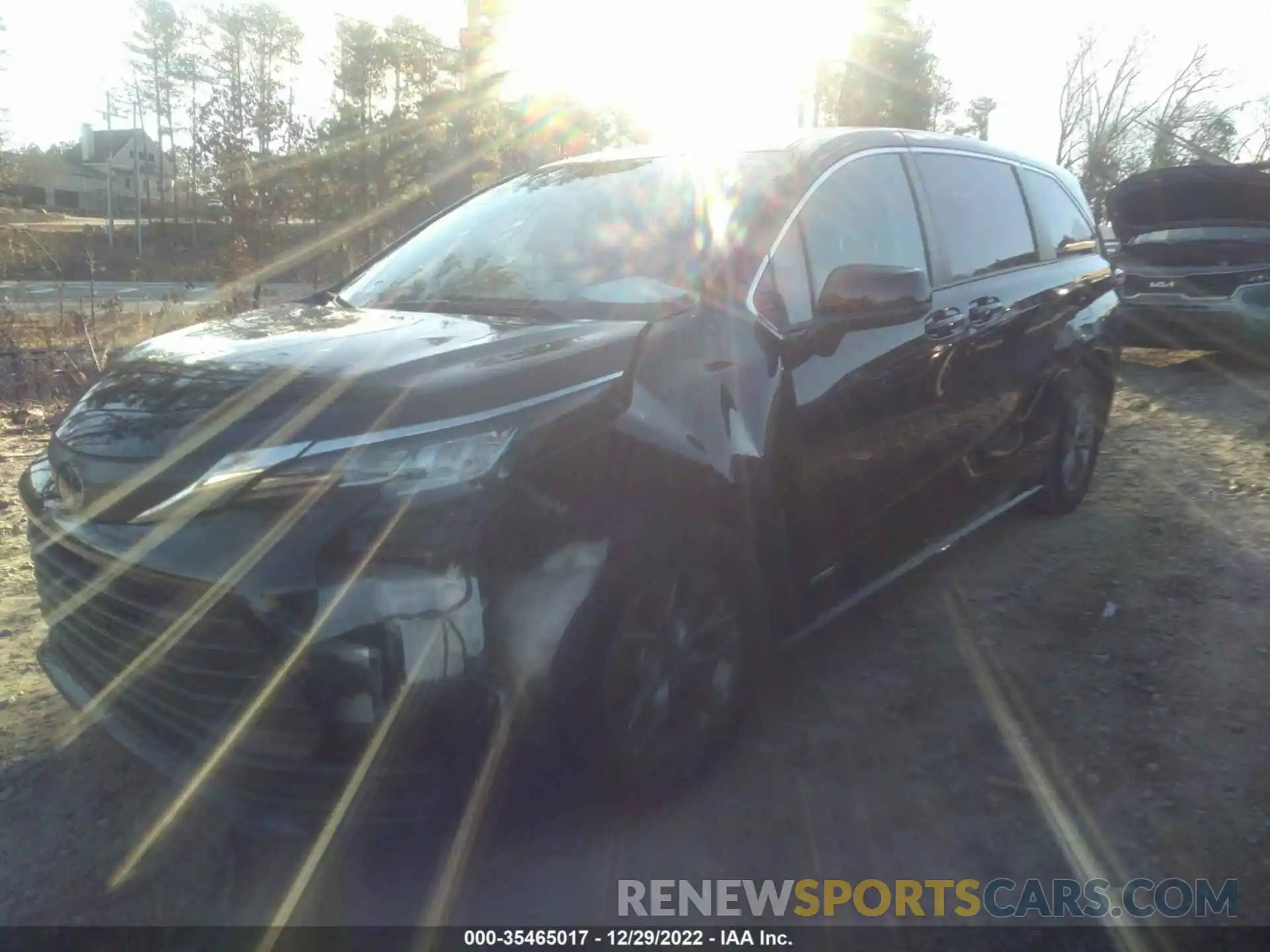 2 Photograph of a damaged car 5TDKRKEC0MS046783 TOYOTA SIENNA 2021