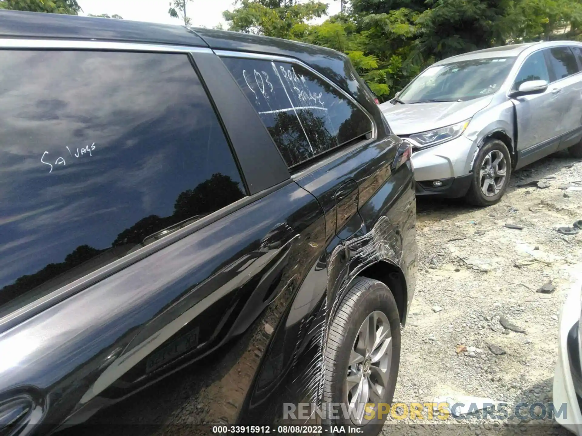 6 Photograph of a damaged car 5TDKRKEC0MS047657 TOYOTA SIENNA 2021