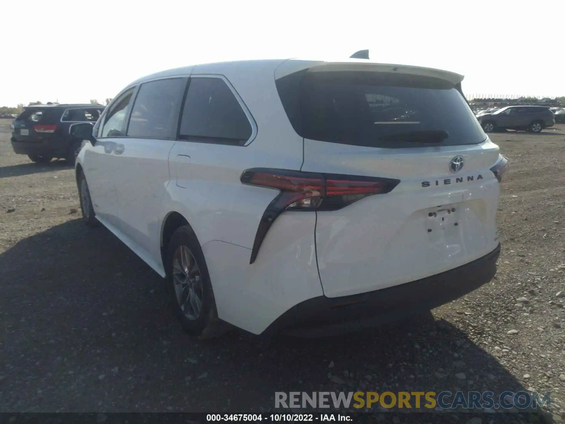 3 Photograph of a damaged car 5TDKRKEC1MS016370 TOYOTA SIENNA 2021