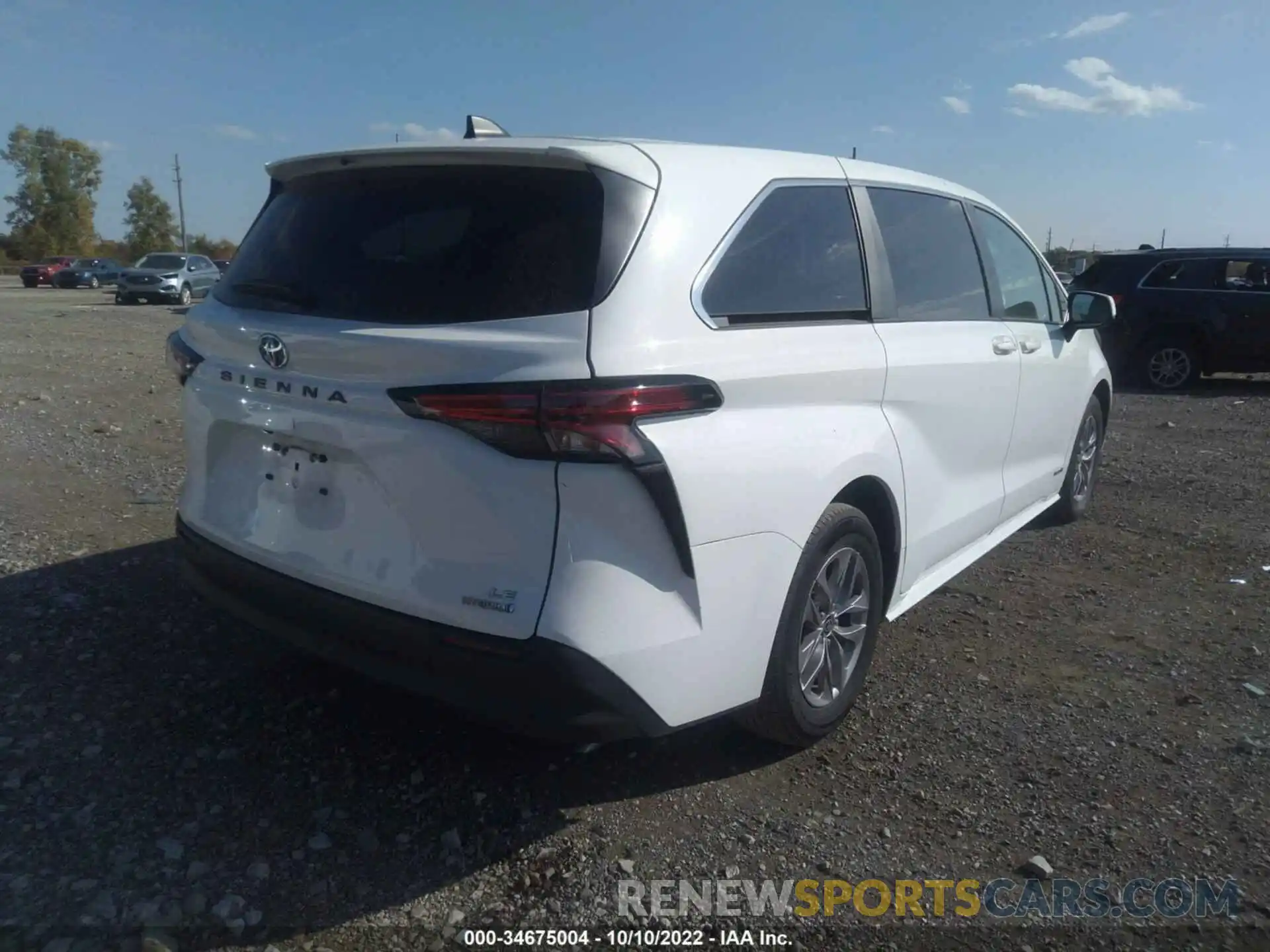 4 Photograph of a damaged car 5TDKRKEC1MS016370 TOYOTA SIENNA 2021