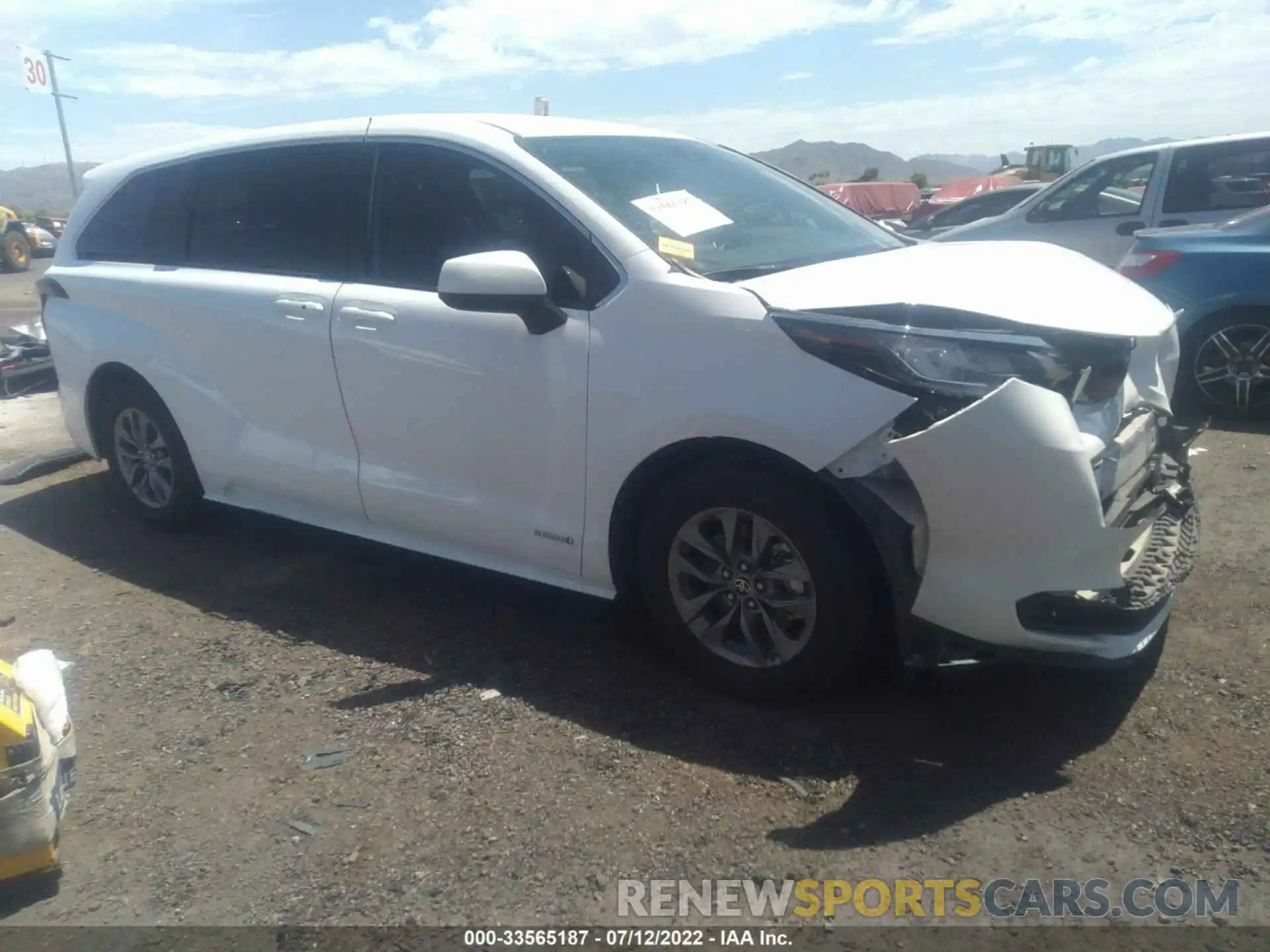 1 Photograph of a damaged car 5TDKRKEC2MS019388 TOYOTA SIENNA 2021