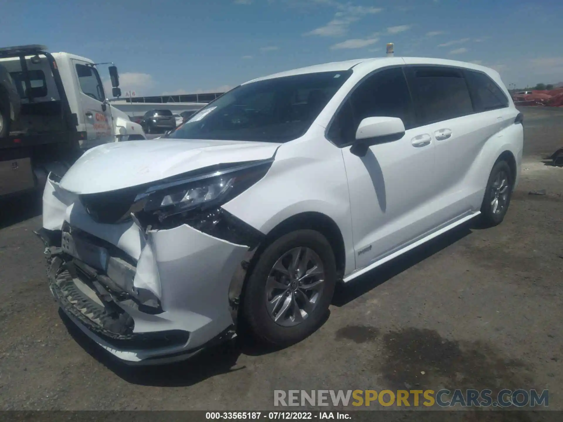 2 Photograph of a damaged car 5TDKRKEC2MS019388 TOYOTA SIENNA 2021