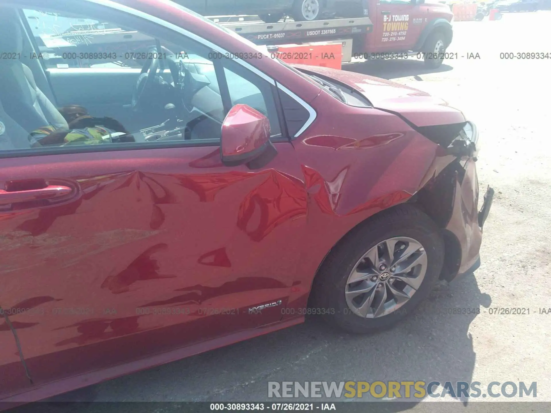 6 Photograph of a damaged car 5TDKRKEC2MS042251 TOYOTA SIENNA 2021