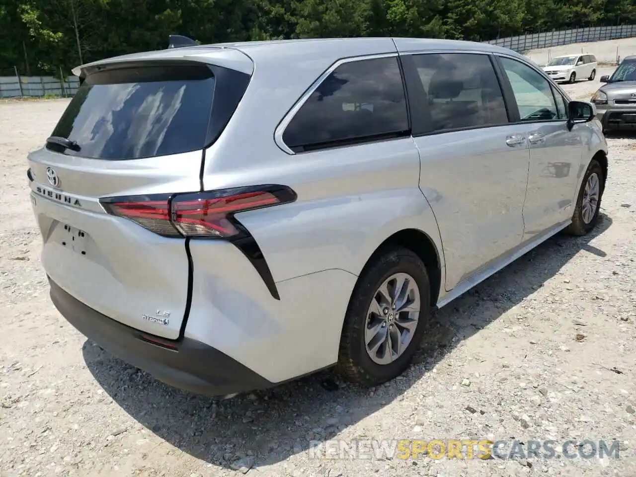 4 Photograph of a damaged car 5TDKRKEC2MS063763 TOYOTA SIENNA 2021