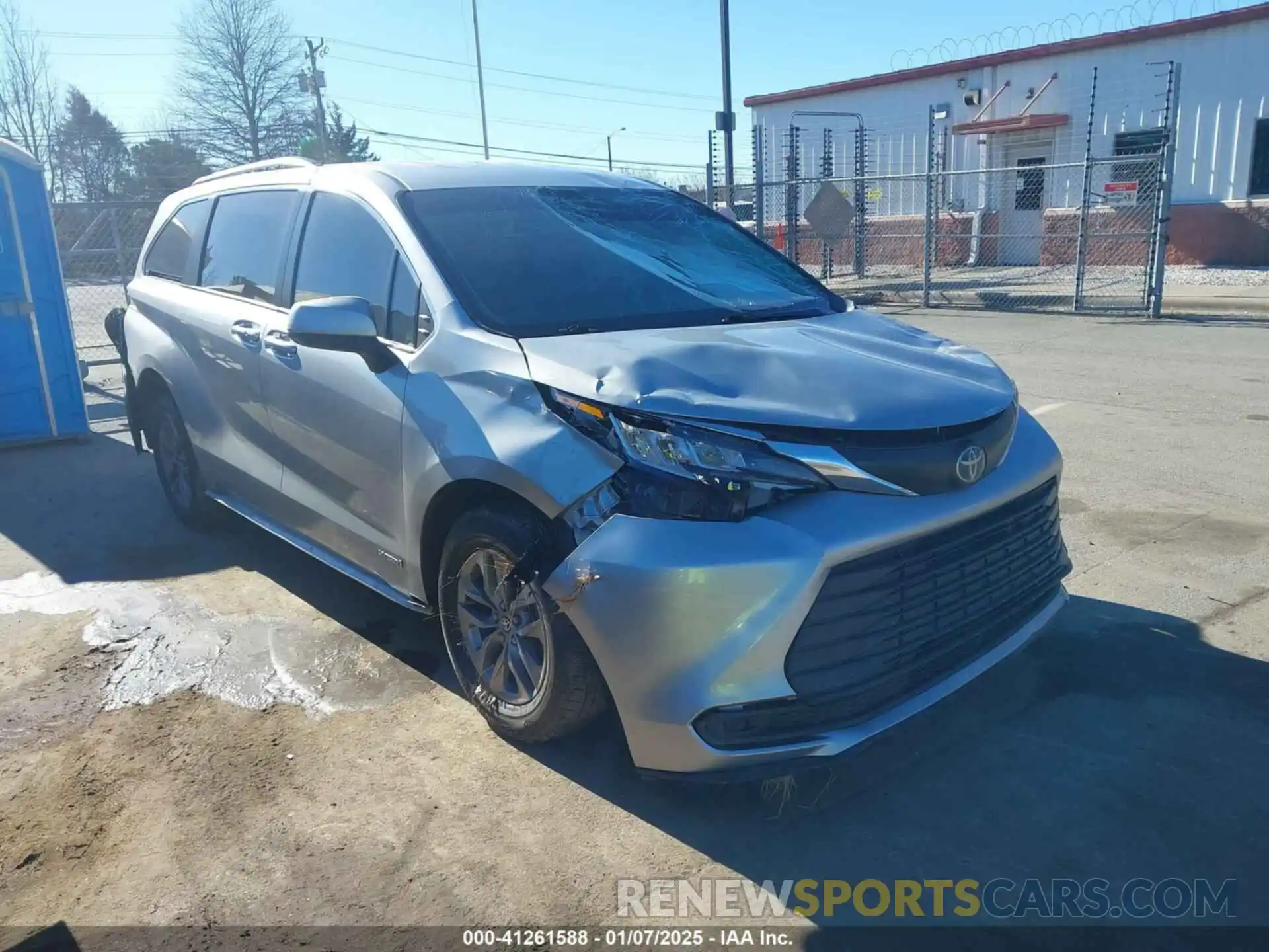 1 Photograph of a damaged car 5TDKRKEC3MS044056 TOYOTA SIENNA 2021