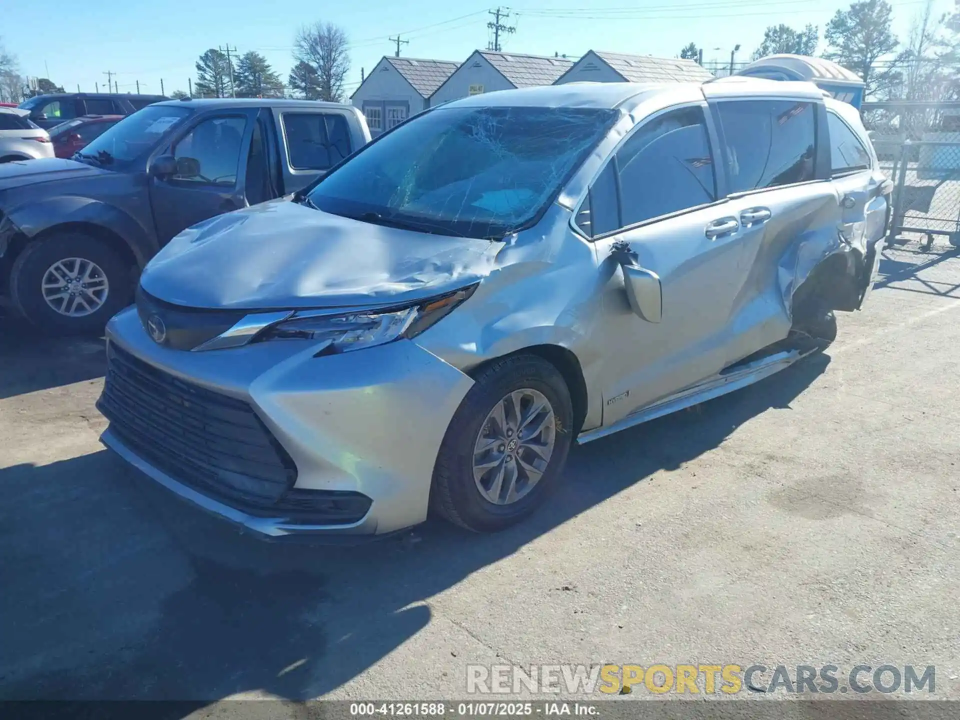 2 Photograph of a damaged car 5TDKRKEC3MS044056 TOYOTA SIENNA 2021