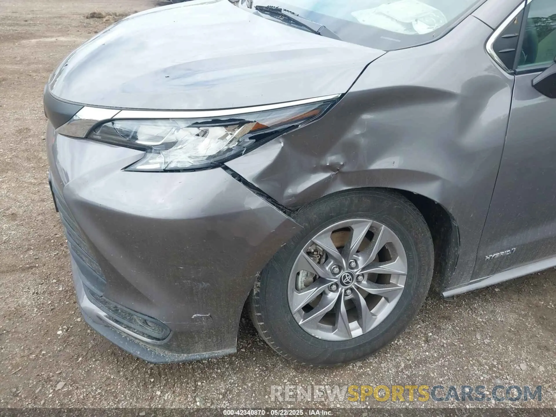 6 Photograph of a damaged car 5TDKRKEC4MS045409 TOYOTA SIENNA 2021