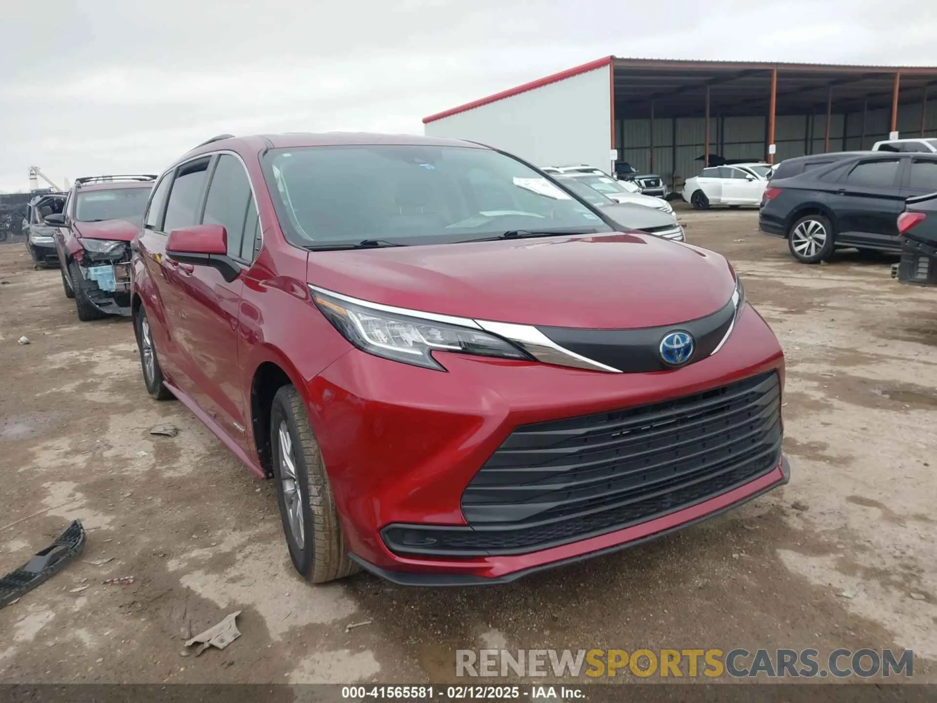1 Photograph of a damaged car 5TDKRKEC5MS025881 TOYOTA SIENNA 2021