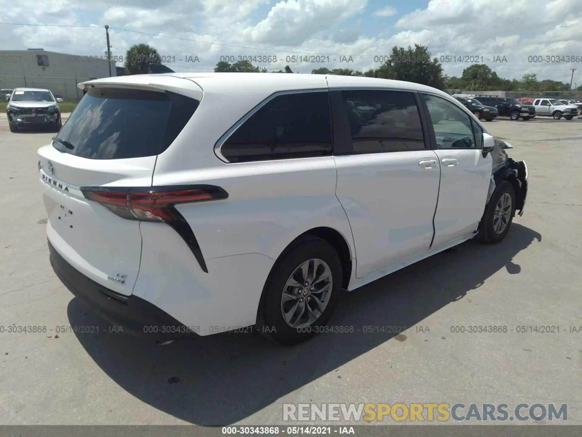 4 Photograph of a damaged car 5TDKRKEC5MS027310 TOYOTA SIENNA 2021