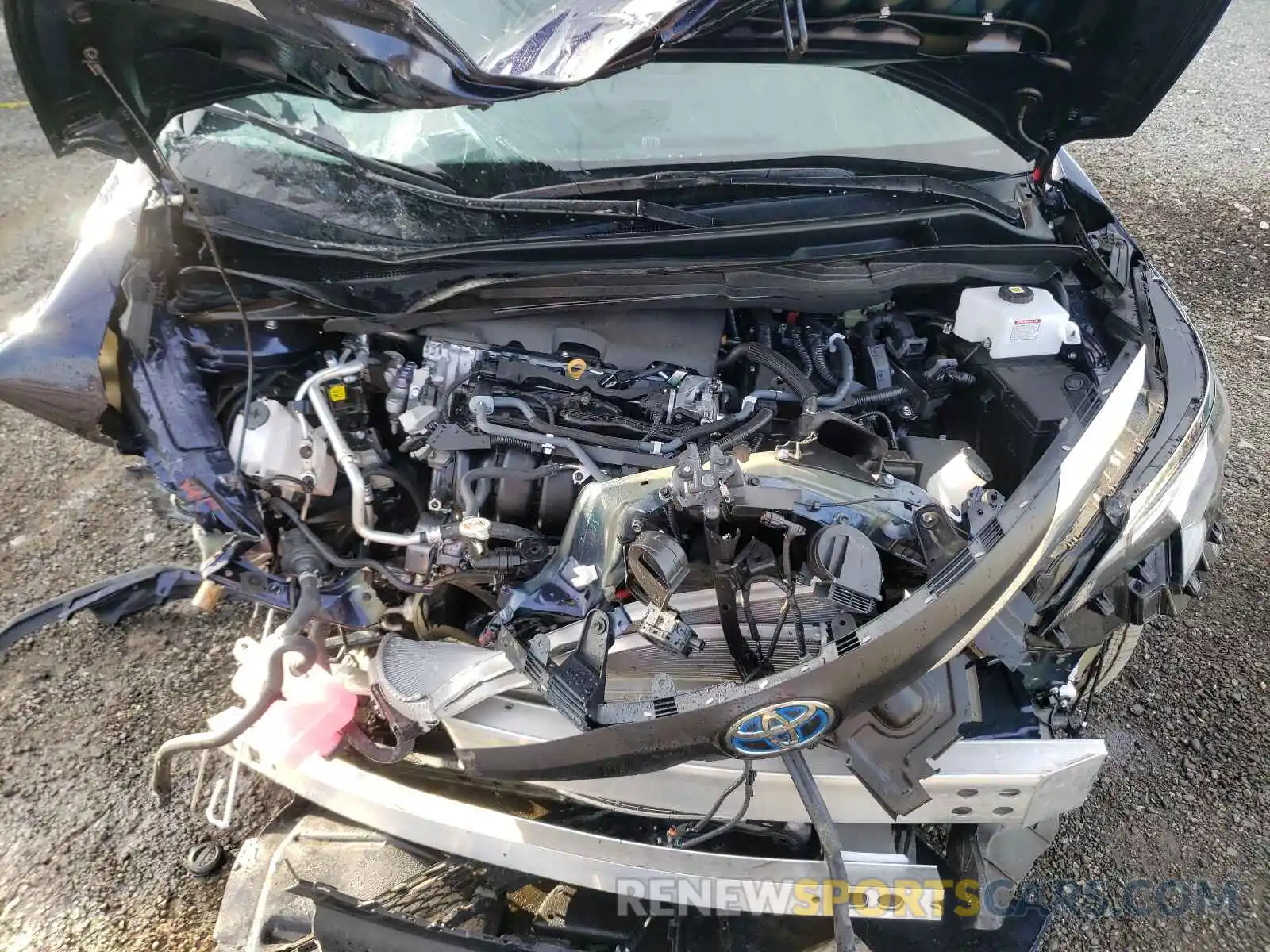 7 Photograph of a damaged car 5TDKRKEC5MS036637 TOYOTA SIENNA 2021