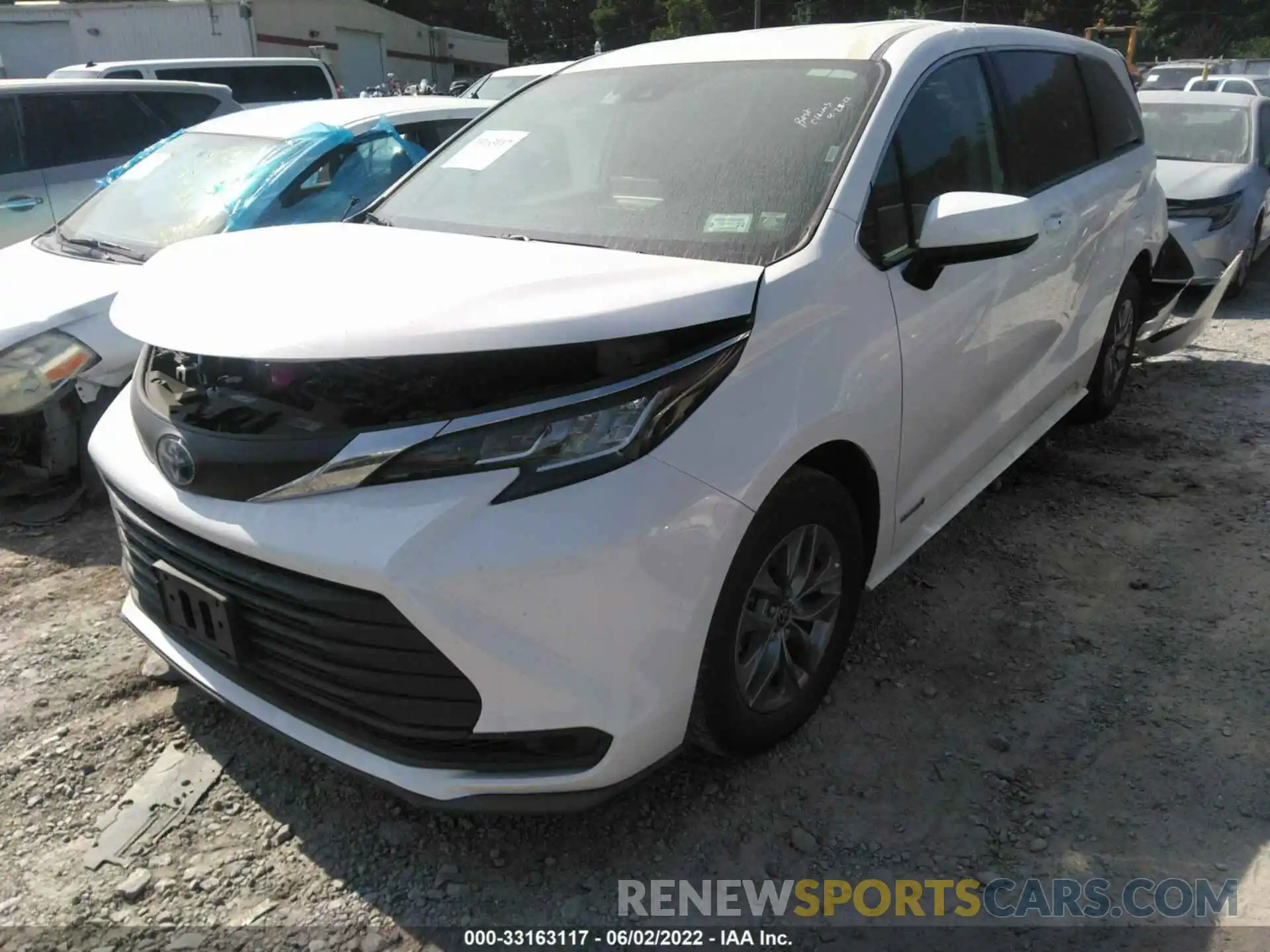 2 Photograph of a damaged car 5TDKRKEC6MS042608 TOYOTA SIENNA 2021