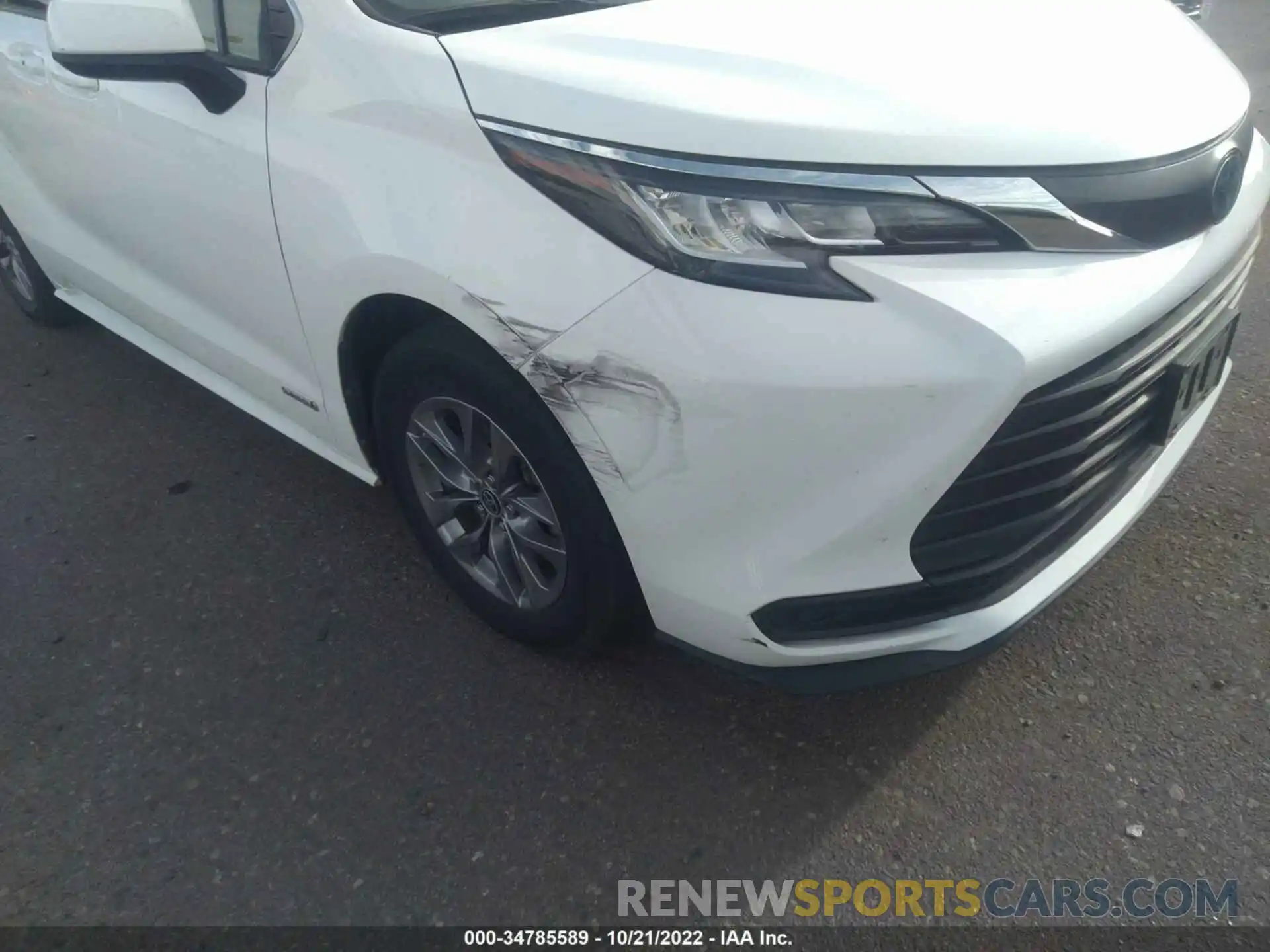 6 Photograph of a damaged car 5TDKRKEC8MS015894 TOYOTA SIENNA 2021