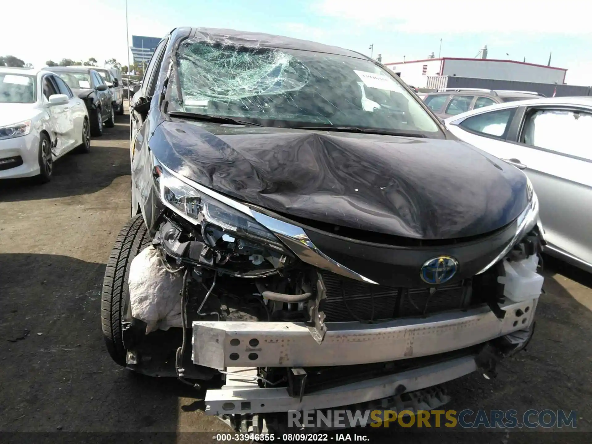 6 Photograph of a damaged car 5TDKRKEC9MS027830 TOYOTA SIENNA 2021