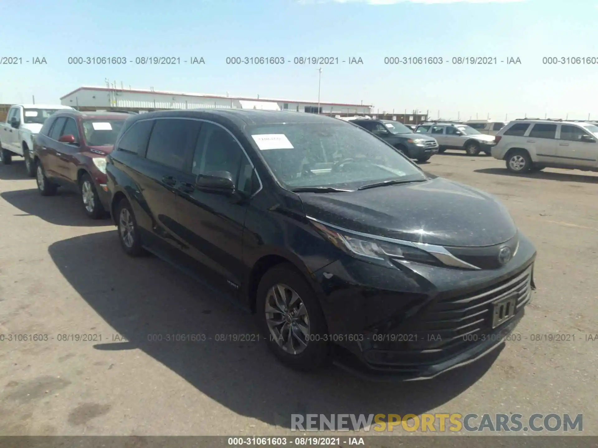 1 Photograph of a damaged car 5TDKRKEC9MS043297 TOYOTA SIENNA 2021