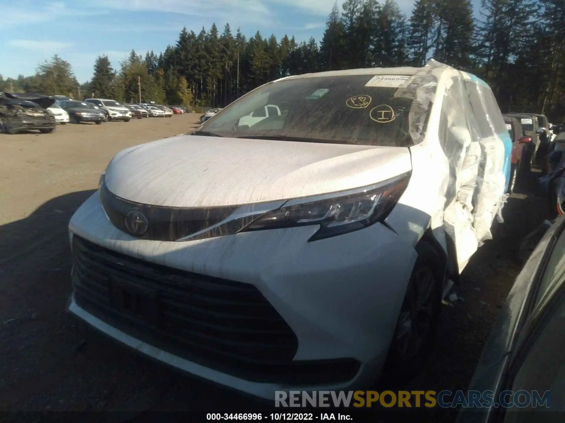 2 Photograph of a damaged car 5TDKRKECXMS015105 TOYOTA SIENNA 2021