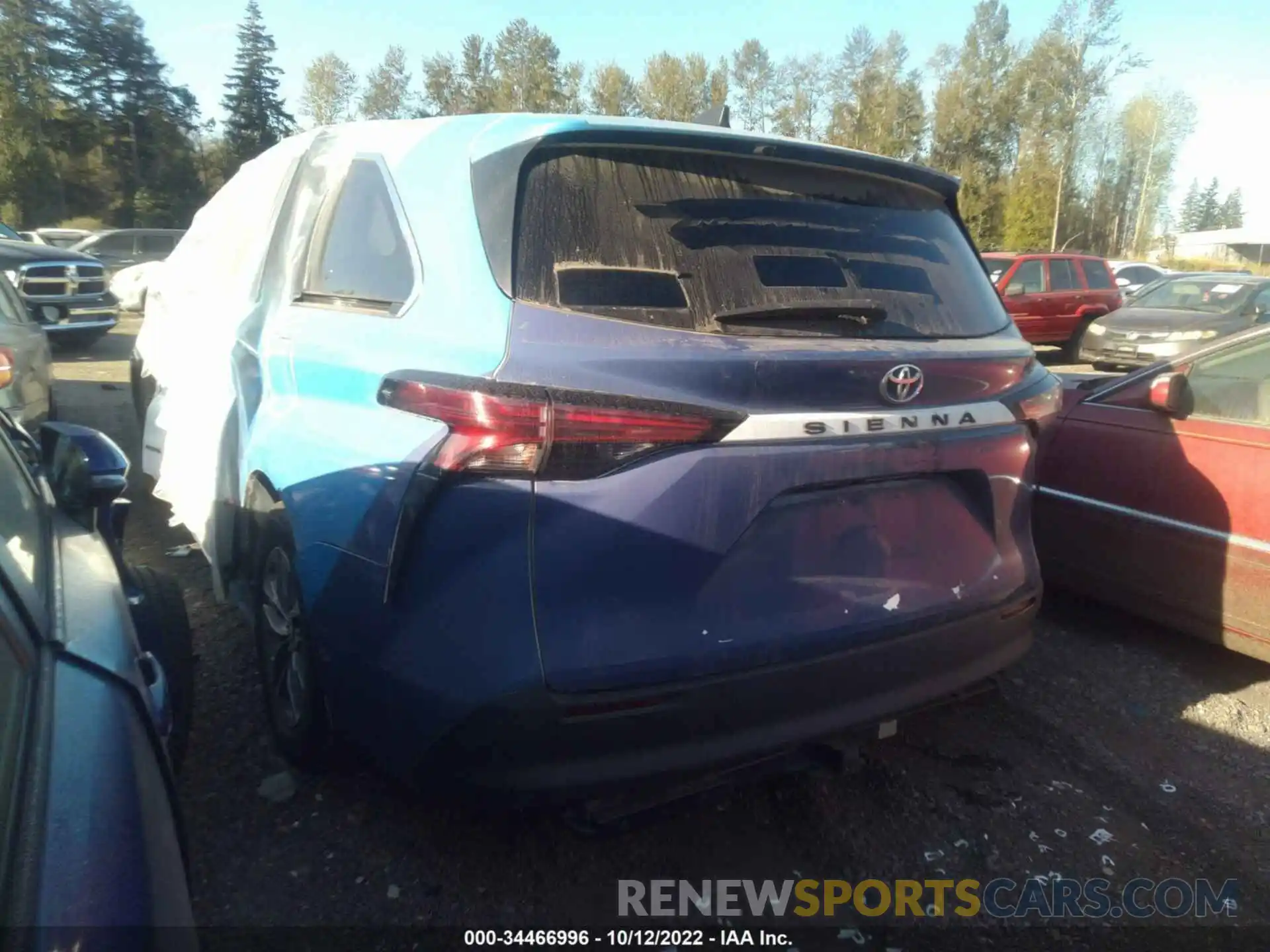 3 Photograph of a damaged car 5TDKRKECXMS015105 TOYOTA SIENNA 2021