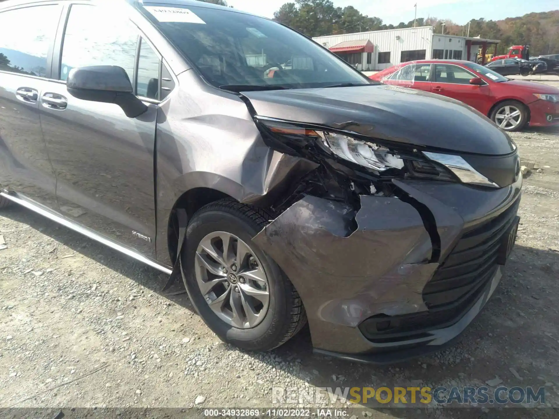 6 Photograph of a damaged car 5TDKRKECXMS044880 TOYOTA SIENNA 2021