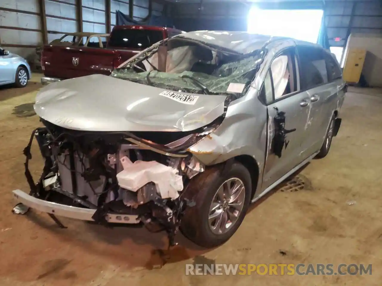 9 Photograph of a damaged car 5TDKRKECXMS048010 TOYOTA SIENNA 2021