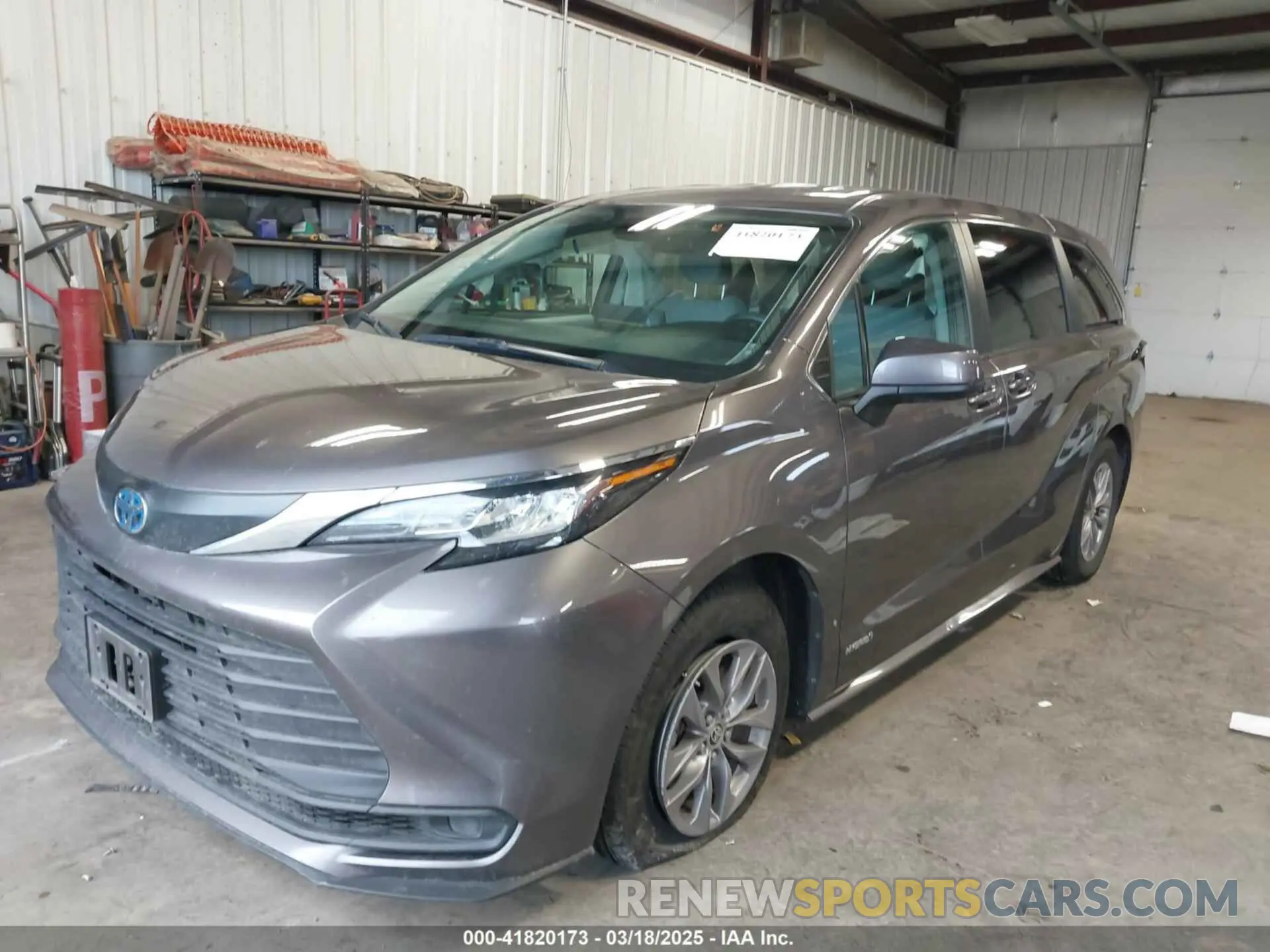 2 Photograph of a damaged car 5TDKSKFC0MS001927 TOYOTA SIENNA 2021