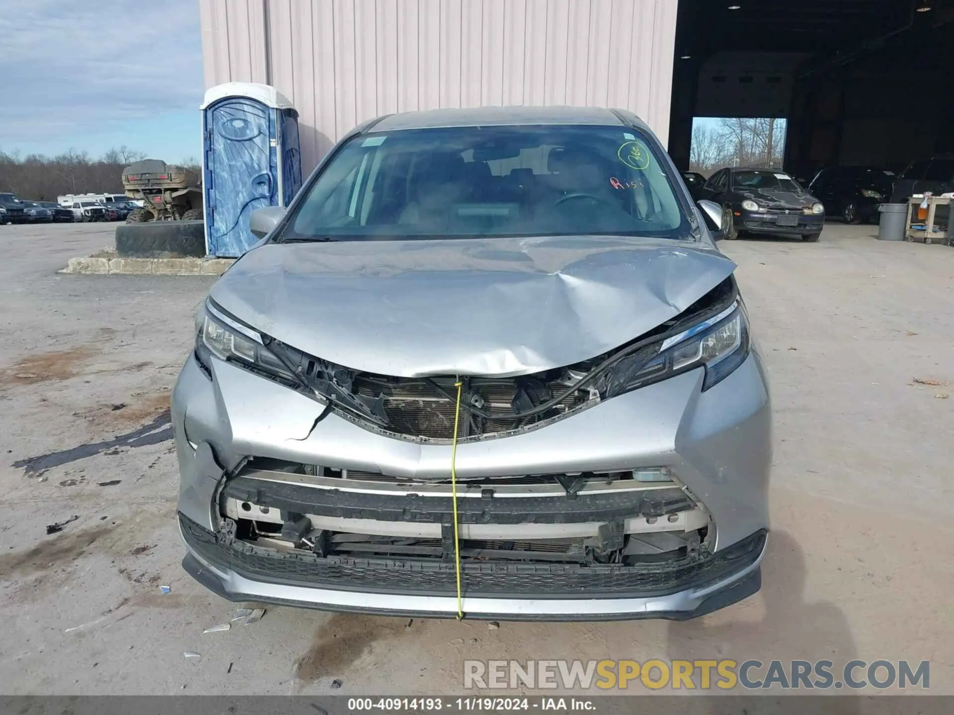 12 Photograph of a damaged car 5TDKSKFC1MS036492 TOYOTA SIENNA 2021