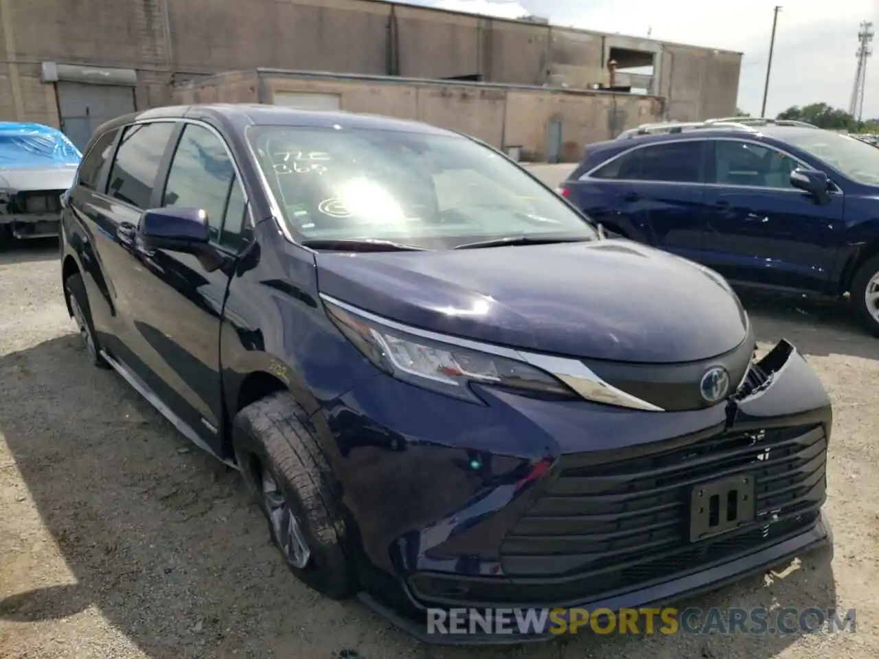 1 Photograph of a damaged car 5TDKSKFC2MS014193 TOYOTA SIENNA 2021